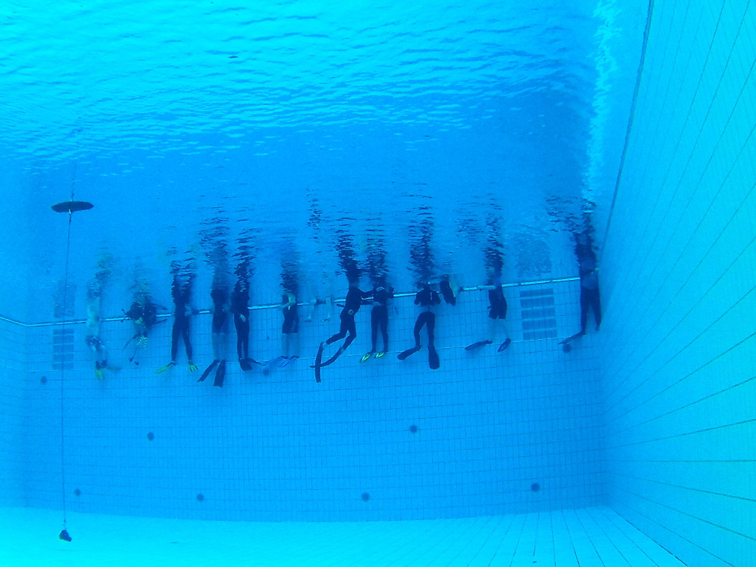 Unterwasserkurs Pool